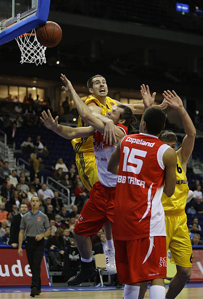 界展现了他 界展现了他