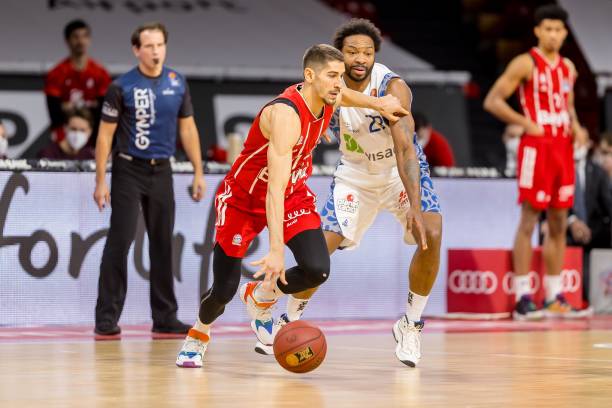 受瞩目的足 受瞩目的足