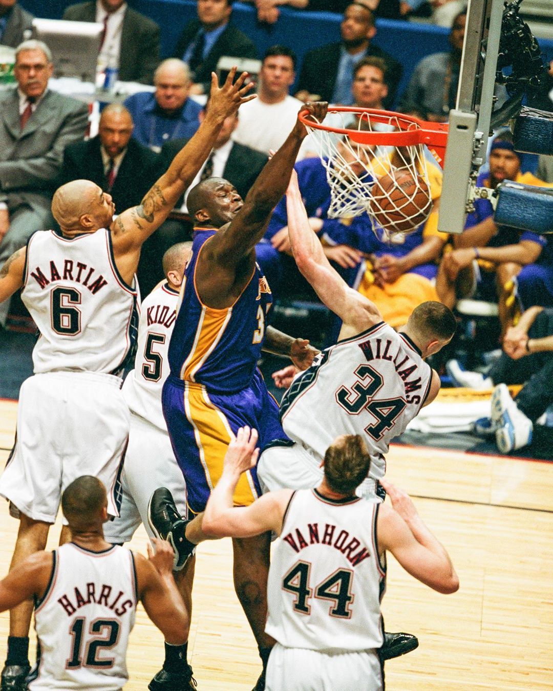 托纳利离队 托纳利离队