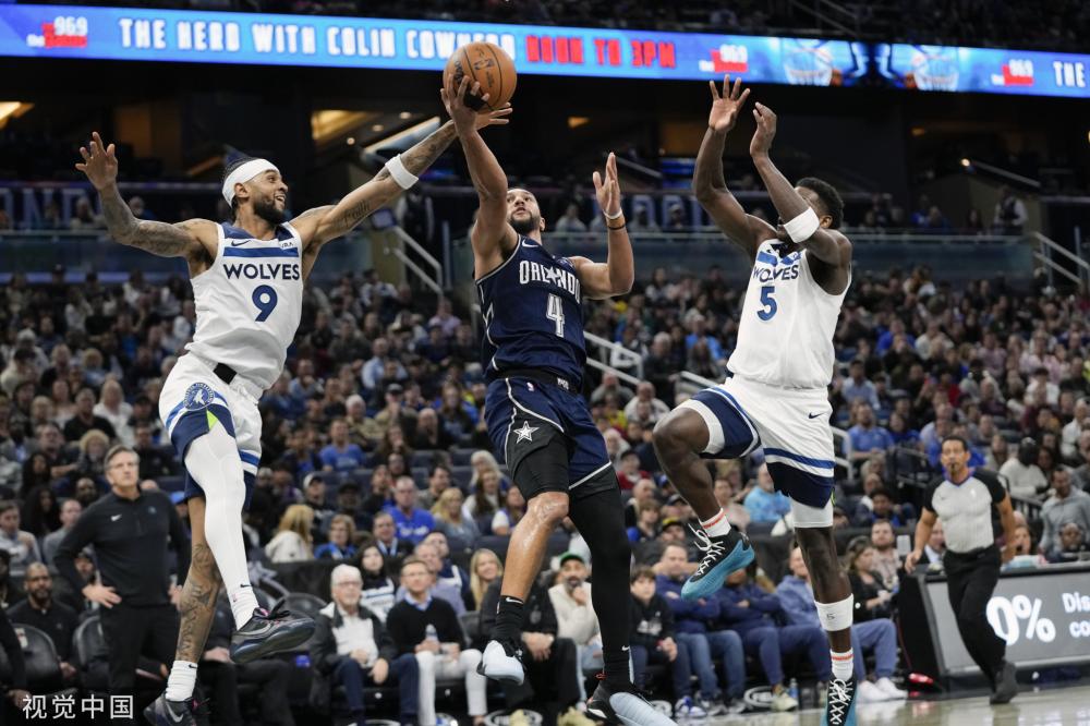 巴塞罗那的 巴塞罗那的